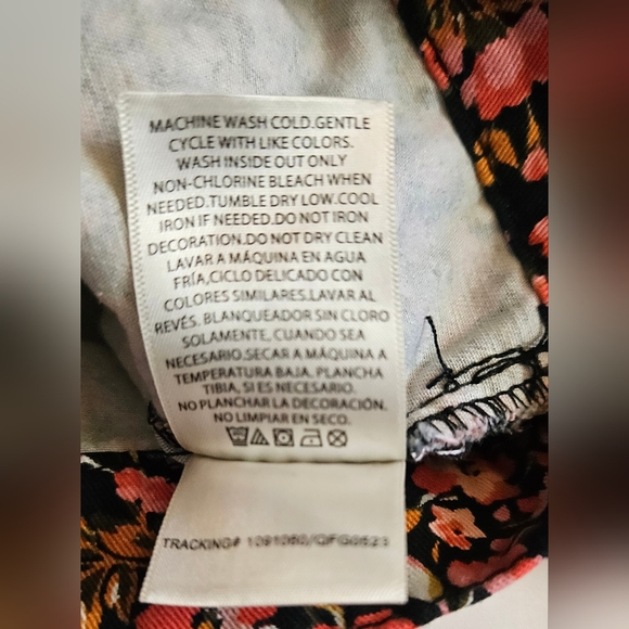 Social Standard By Sanctuary Black And Pink Floral Jean Jacket Size XL - Picture 7 of 13